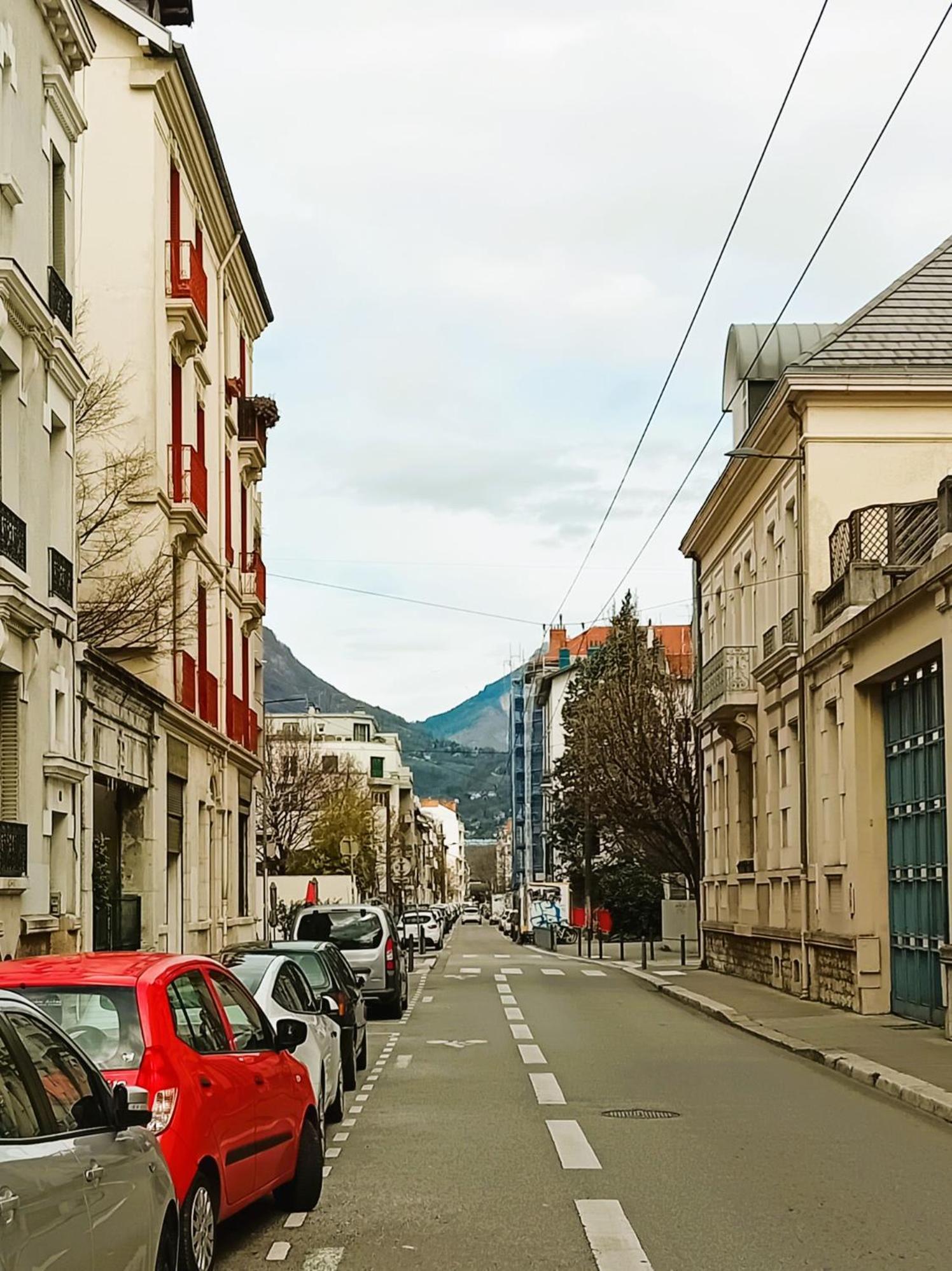 101 - Appart Renove Avec 1 Chambre Spacieuse - Tram Et Clinique Mutualiste A 1 Min Гренобъл Екстериор снимка