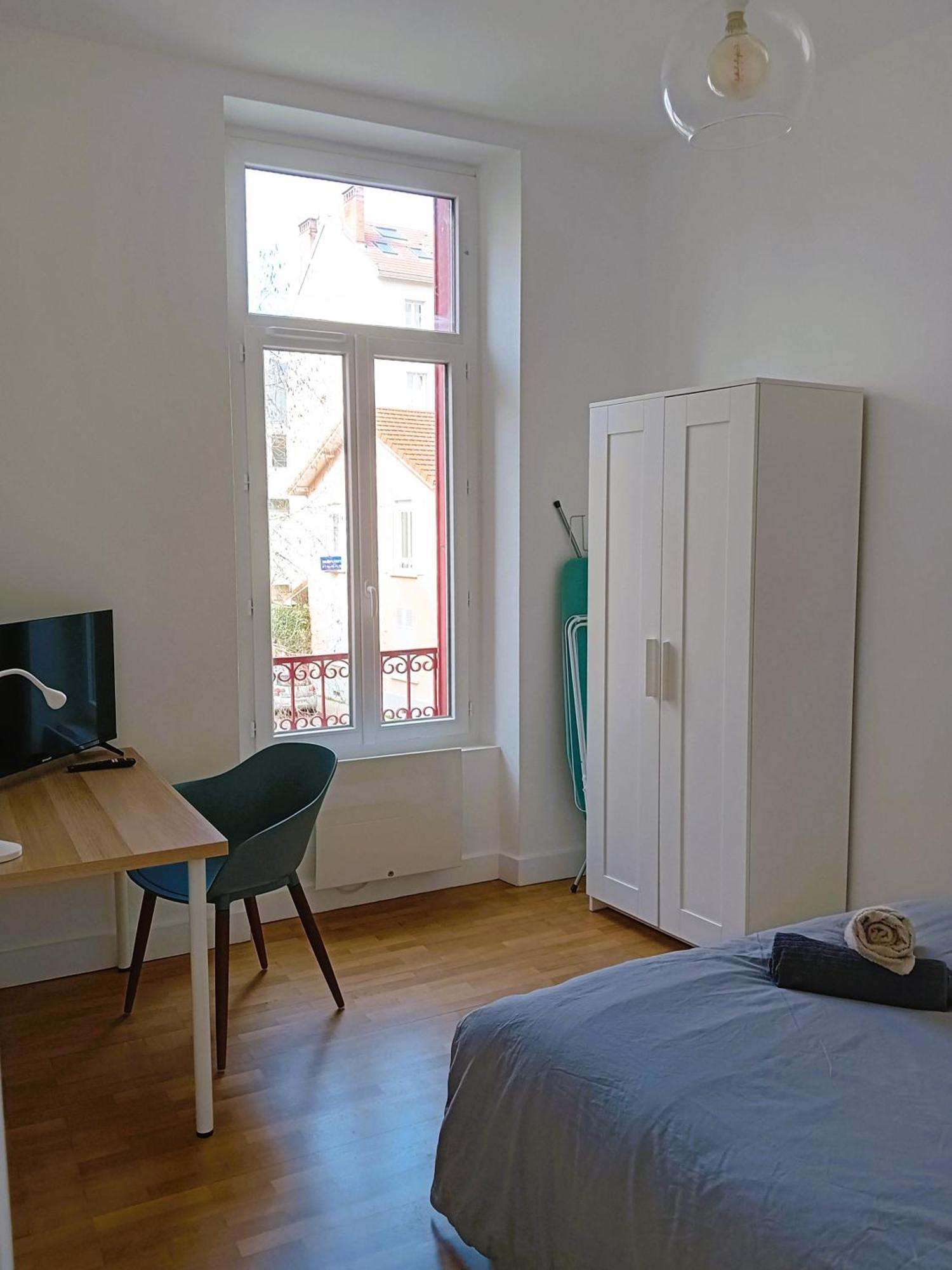 101 - Appart Renove Avec 1 Chambre Spacieuse - Tram Et Clinique Mutualiste A 1 Min Гренобъл Стая снимка
